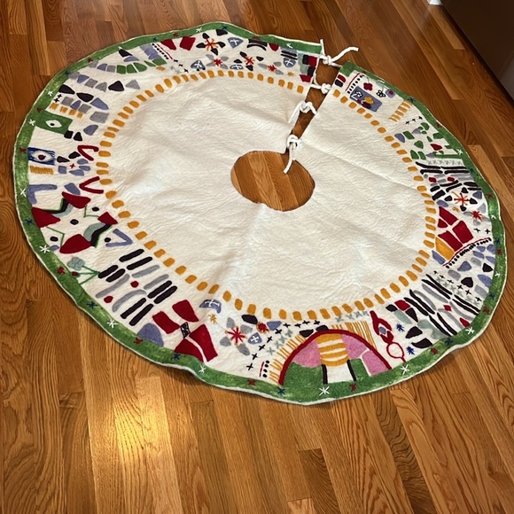 Anthropologie-Folk Tree Skirt NWT - Picture 11 of 16